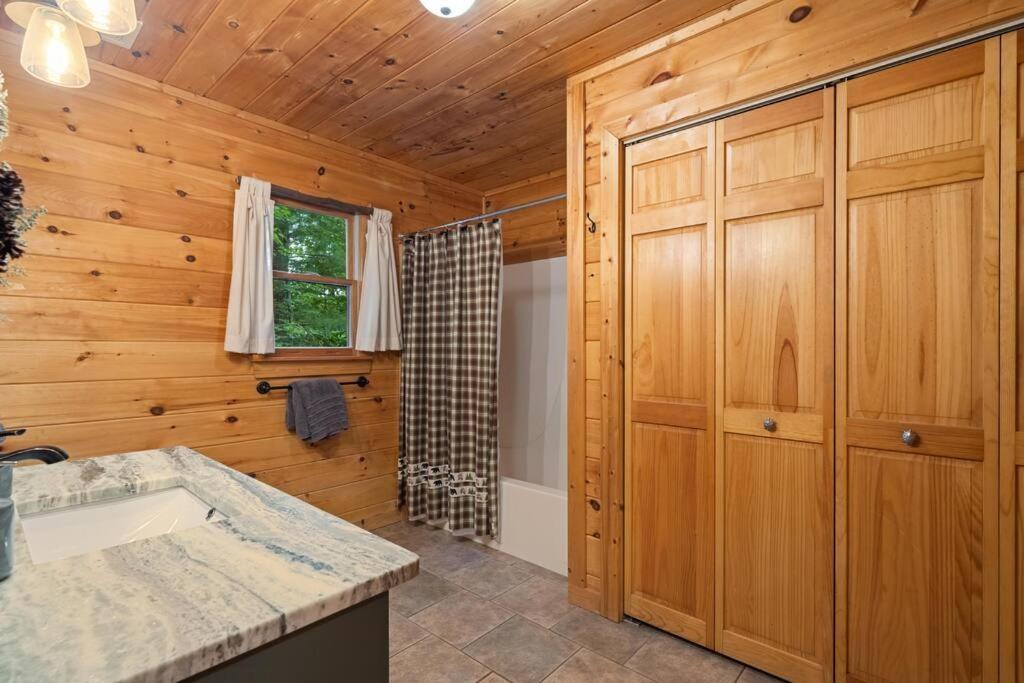 Lakeside Retreat Hot Tub Fishing Hiking Ellijay Exterior foto