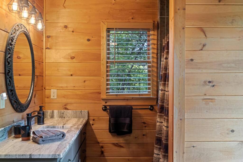 Lakeside Retreat Hot Tub Fishing Hiking Ellijay Exterior foto