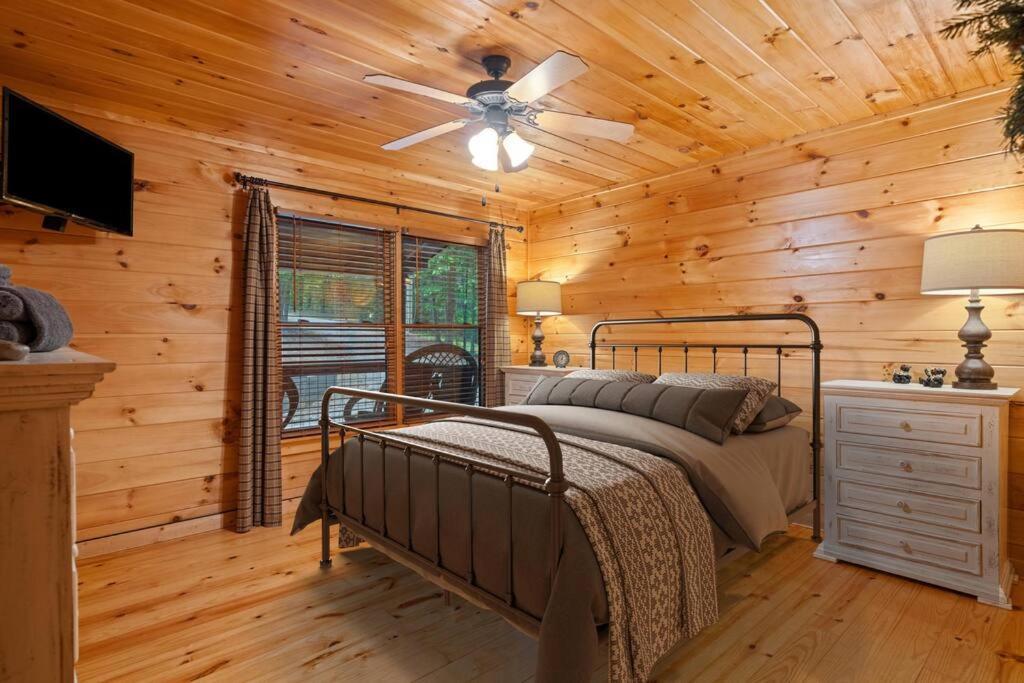Lakeside Retreat Hot Tub Fishing Hiking Ellijay Exterior foto